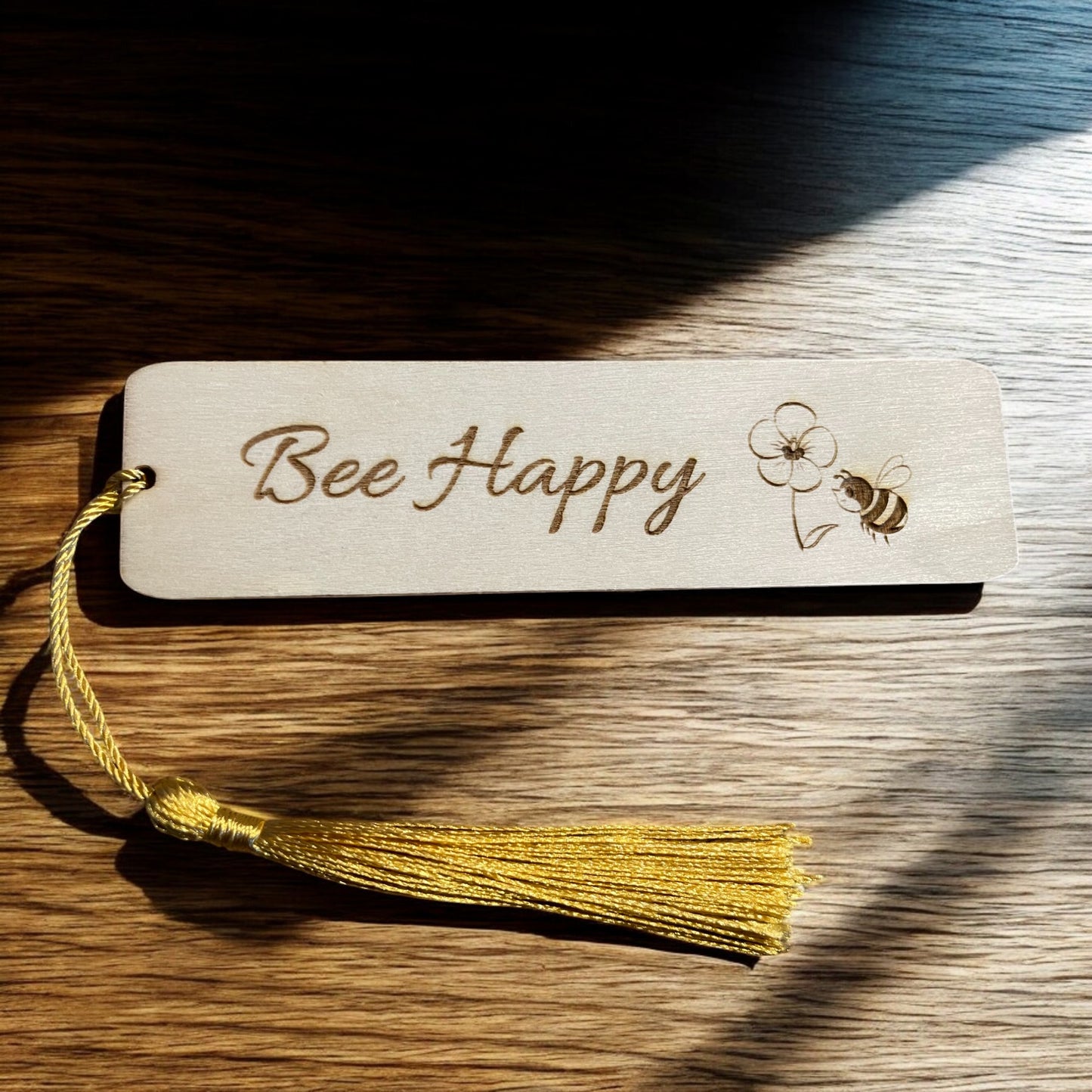 Personalised Bee Happy Bookmark with Bee and Flower | The Great Gift Idea