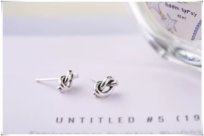 Silver Knot Stud Earrings – Classic Design